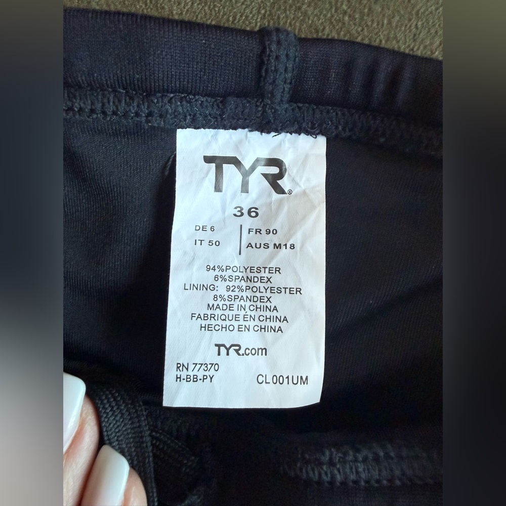 TYR Black Men’s Jammer Swimsuit - Picture 5 of 5